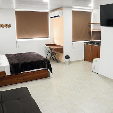 Hotel El Faro Буга Экстерьер фото